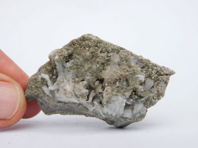 Stilbit, heulandit - důl Jasan, 16. patro, Dolní Rožínka